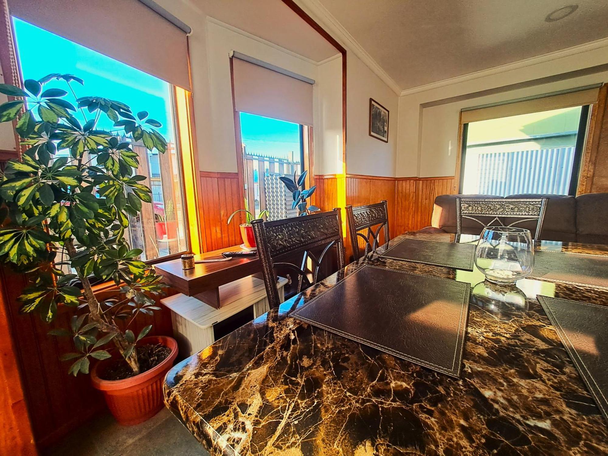 פורטו נטאלס Cabanas El Rancho מראה חיצוני תמונה
